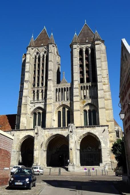 Appartement Coeur Centre Ville Noyon Dış mekan fotoğraf